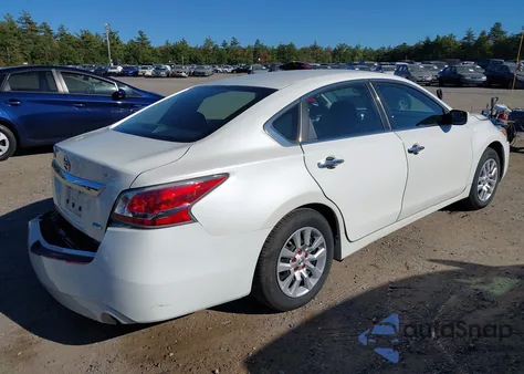 2014 Nissan Altima 2.5/2.5 S/2.5 Sl/2.5 Sv z USA, uszkodzony, nr VIN 1N4AL3AP8EC198721
